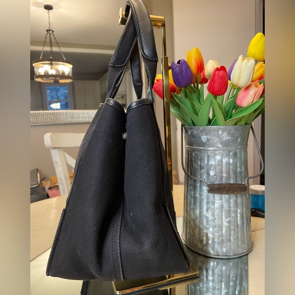 Balenciaga Black Cabas Canvas Tote with Sturdy Handles - Picture 2 of 15